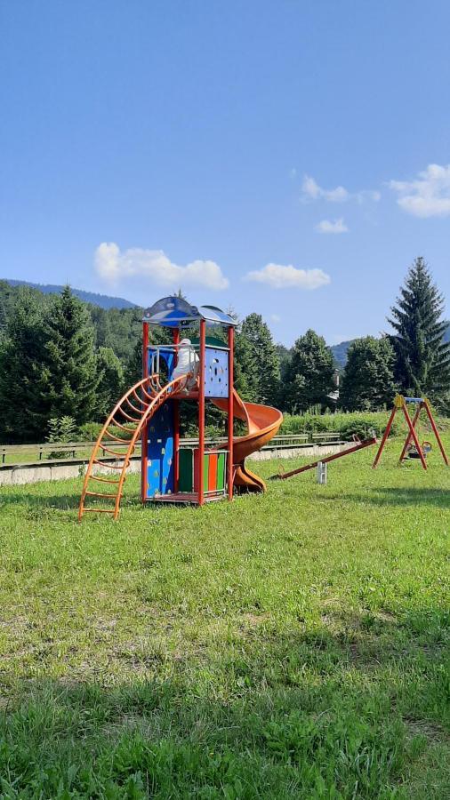 Kuca Za Odmor Forest Dream U Blizini Rijeke Kupe Plesce Eksteriør bilde